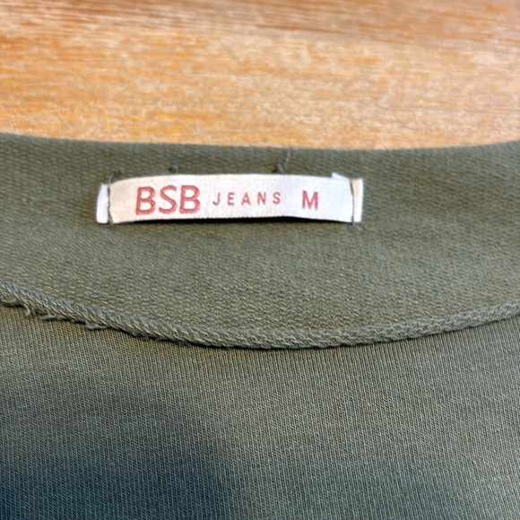 Ruffled sweatshirt - Picture 3 of 5